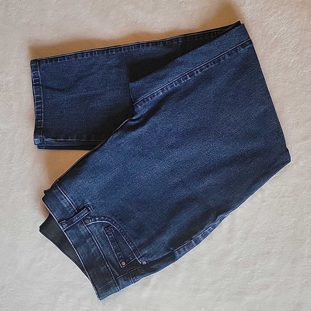 Fabulously Slimming By Chico's 0.5 Ankle Jean's